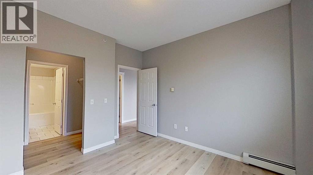 
          1507 Centre A Street Northeast
            <br/>
            <span>Calgary</span>
            , 
            <span>AB</span>
             <span>T2E2Z8</span>
         - Photo 15