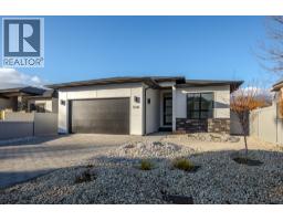  5586 Nixon Road, Summerland
