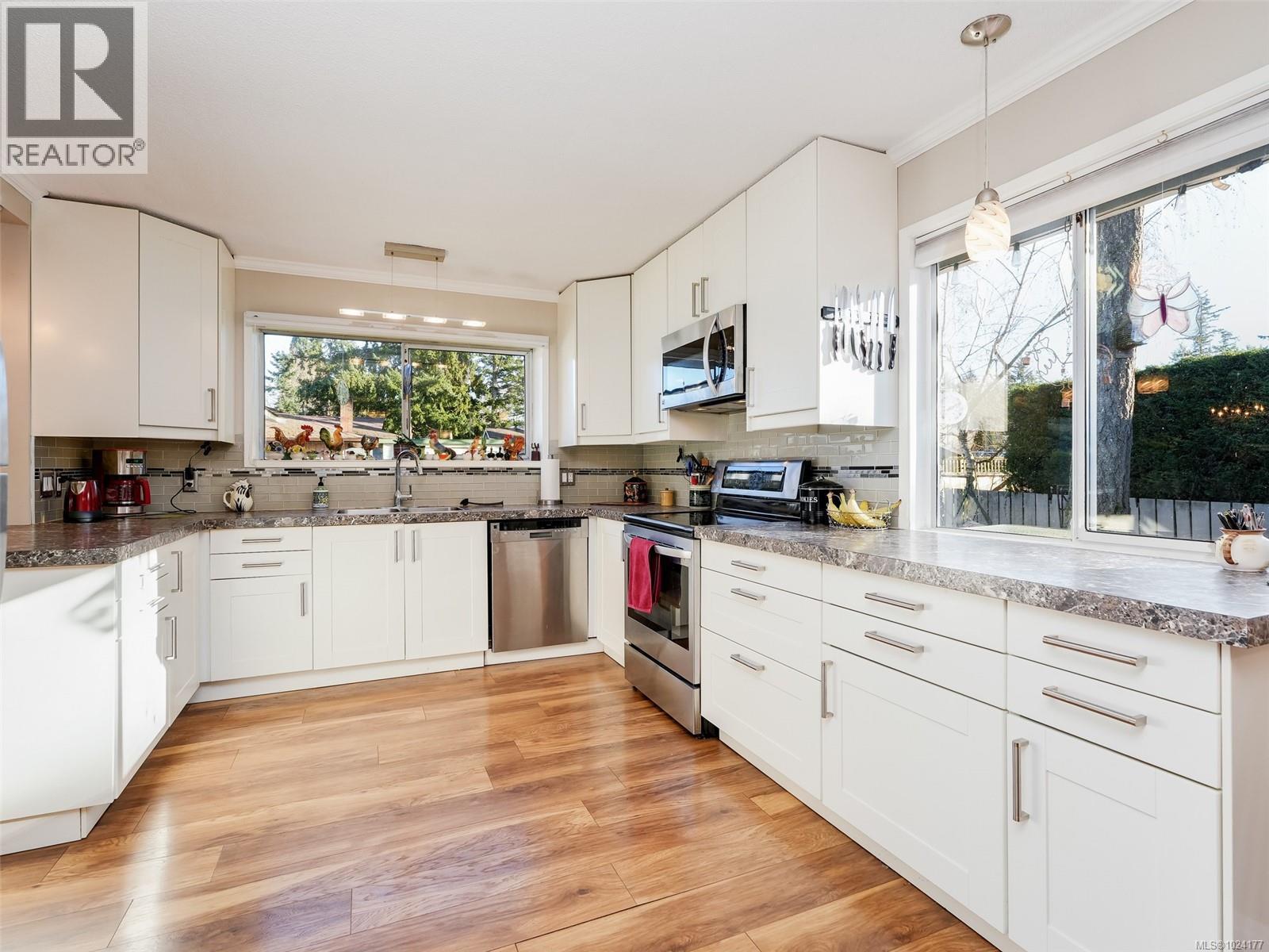 1189 Marchant Rd, Central Saanich