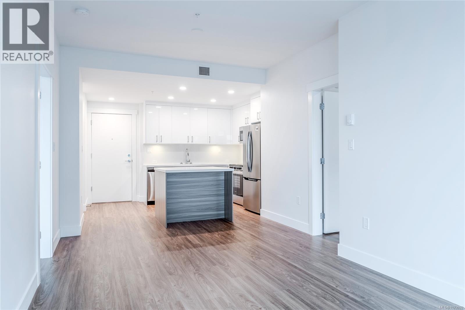 #407 6320 SENTINAL DR - 10