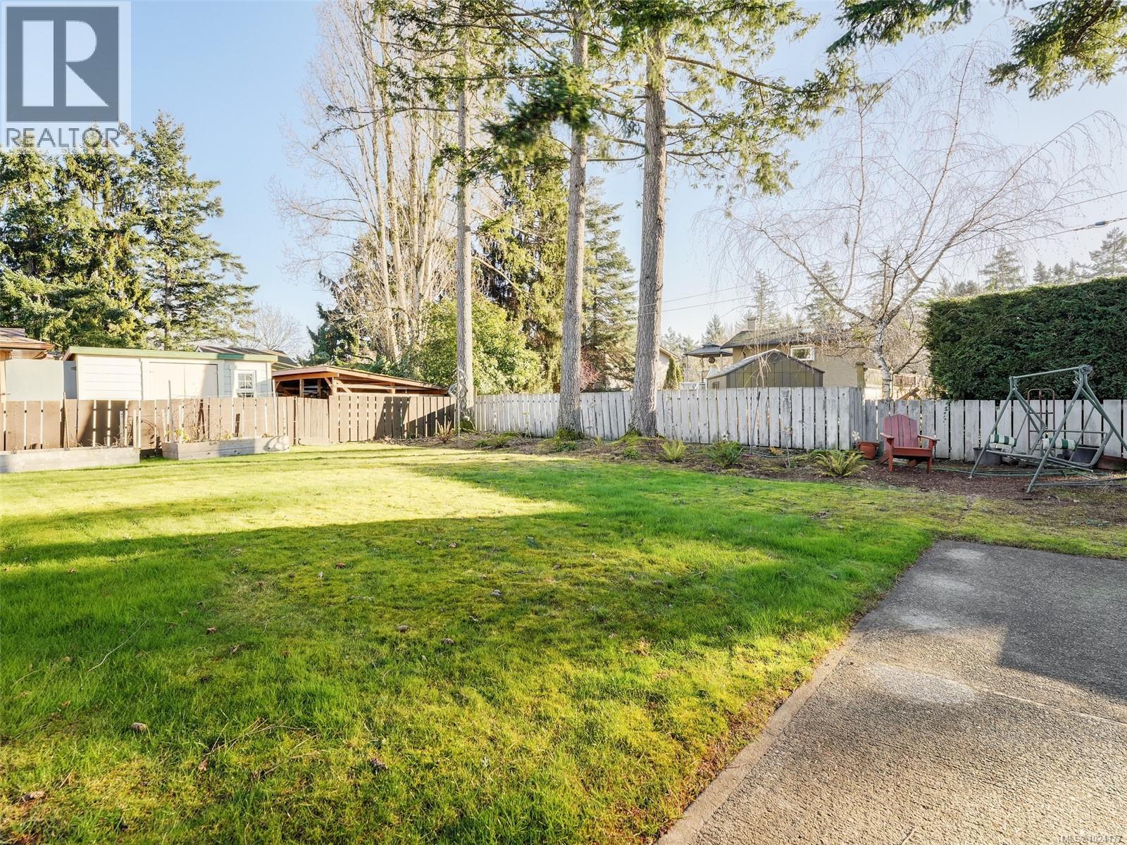 1189 Marchant Rd, Central Saanich