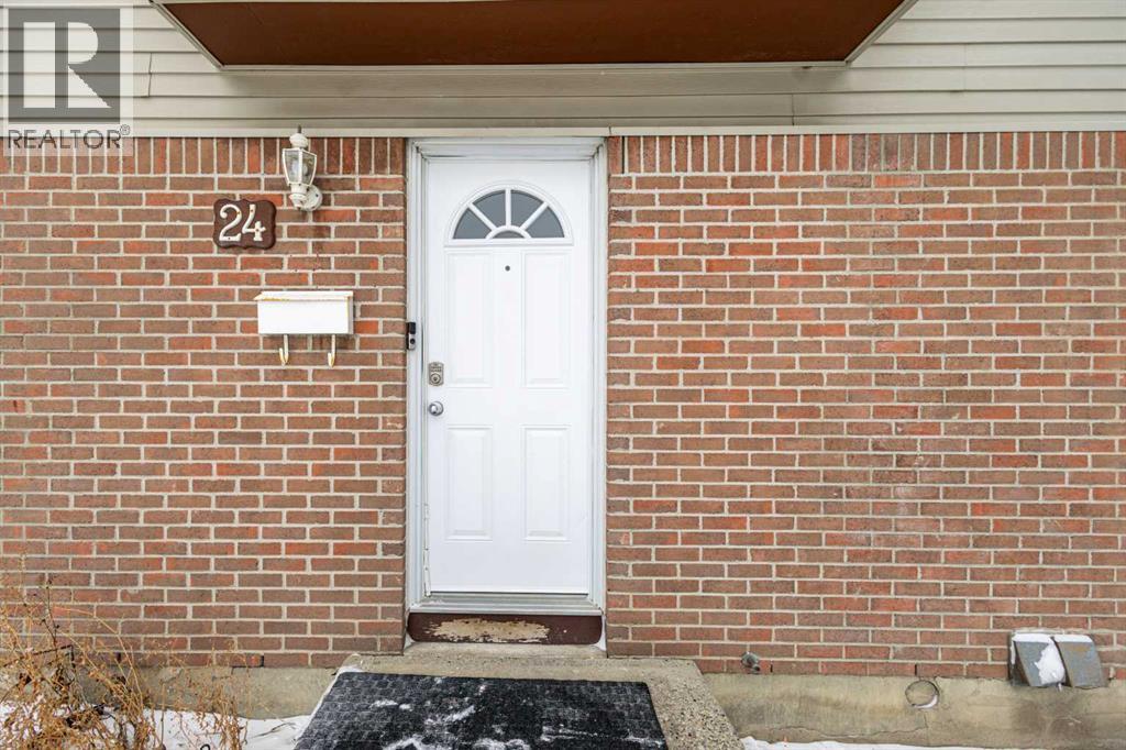 Single Family House for Sale in   Whitnel Court NE Whitehorn Calgary 