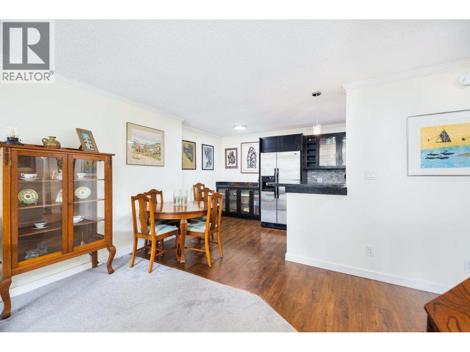 209 141 W 13TH STREET, North Vancouver