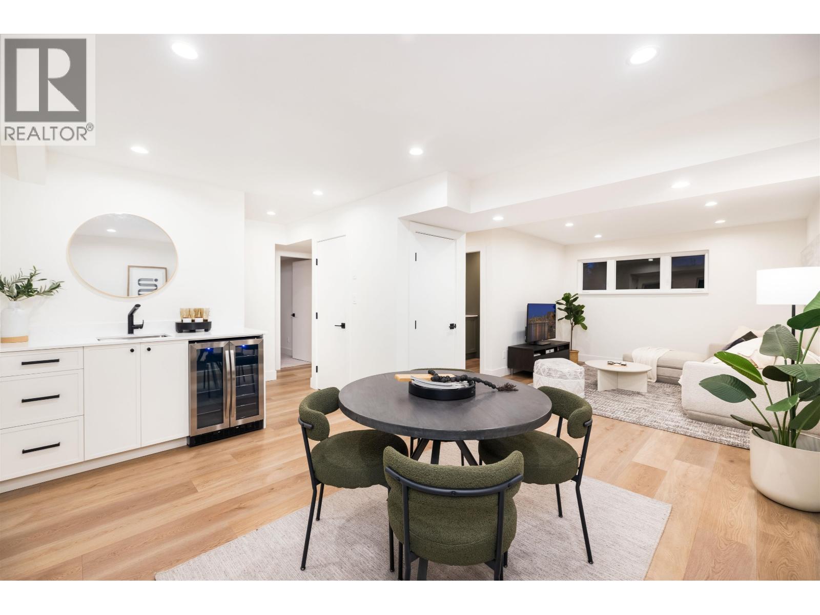 2654 MASEFIELD ROAD, North Vancouver