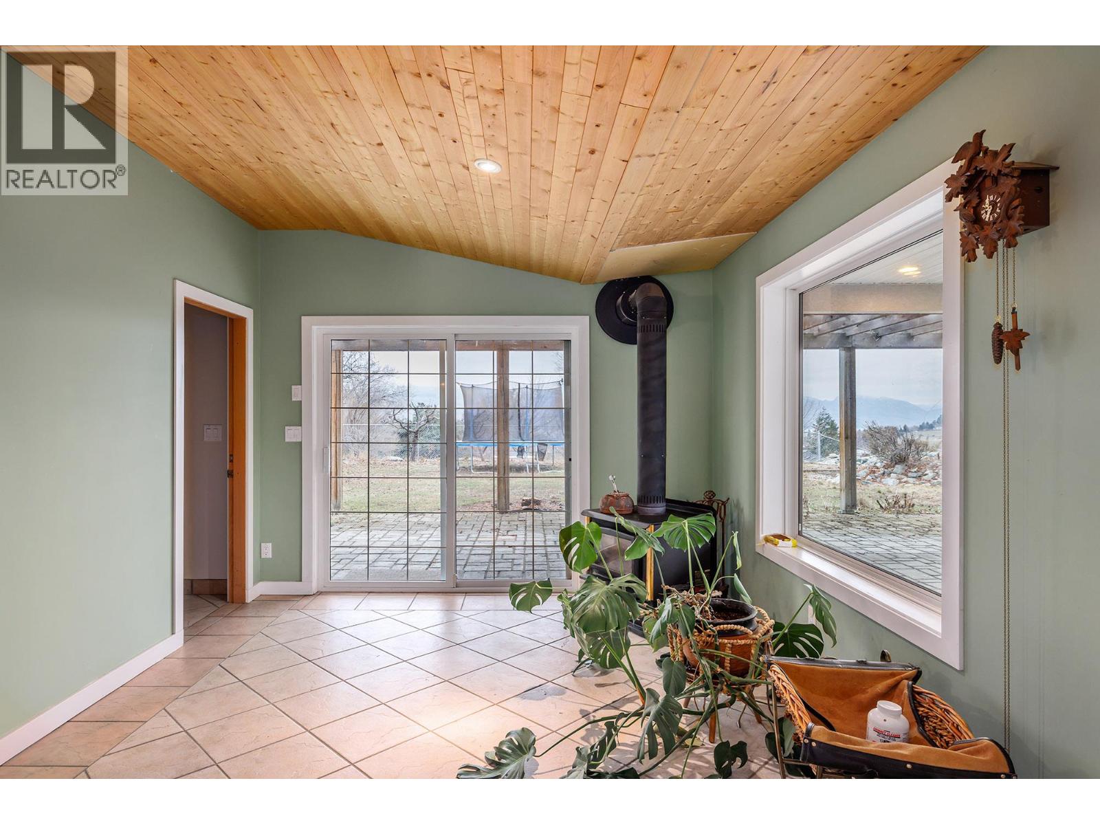 2761 Olalla Road - 32