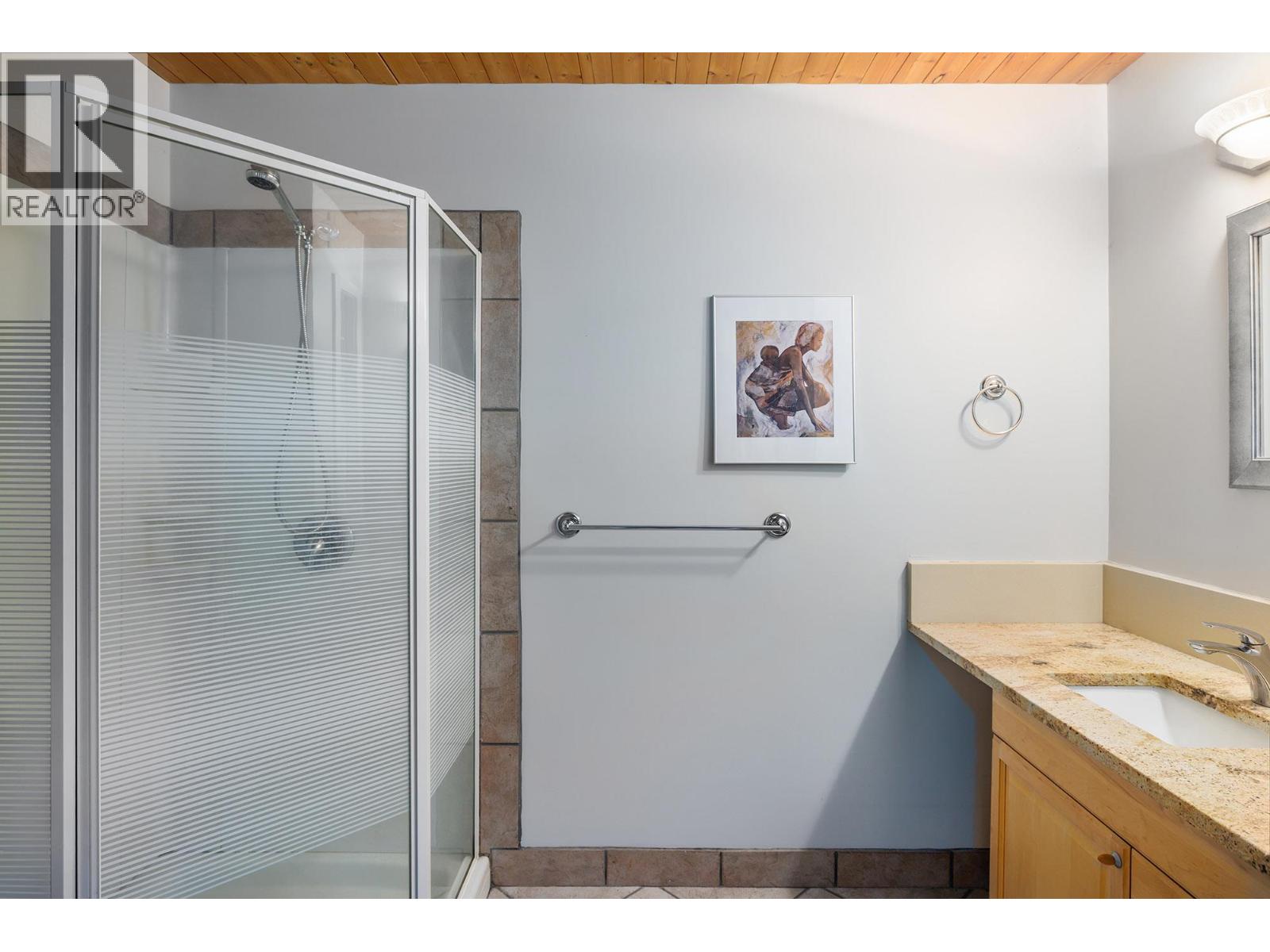 2761 Olalla Road - 36