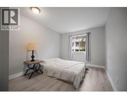 727 Houghton Road Unit# 104, Kelowna, BC V1X7J7 Photo 11