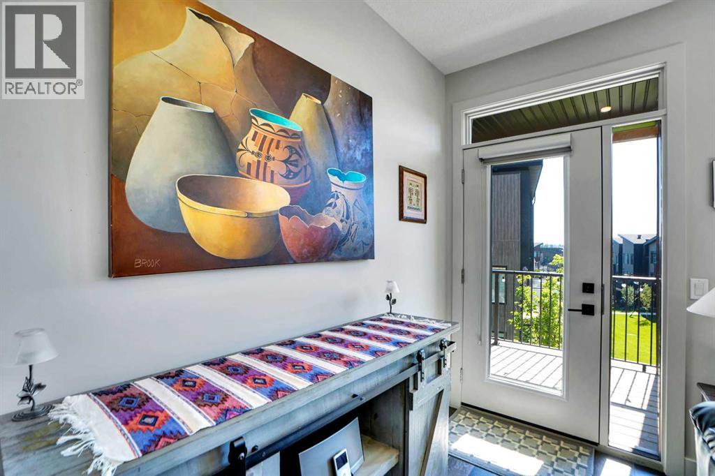 Single Family House for Sale in  Royal Elm Green NW Royal Oak Calgary 