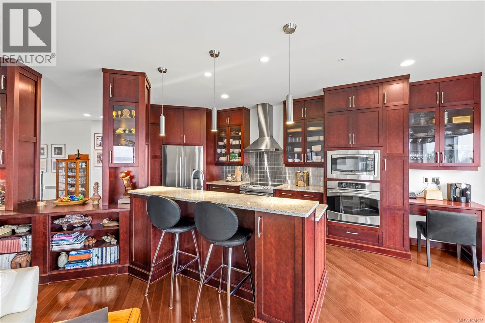 401 650 Prideaux St, Nanaimo