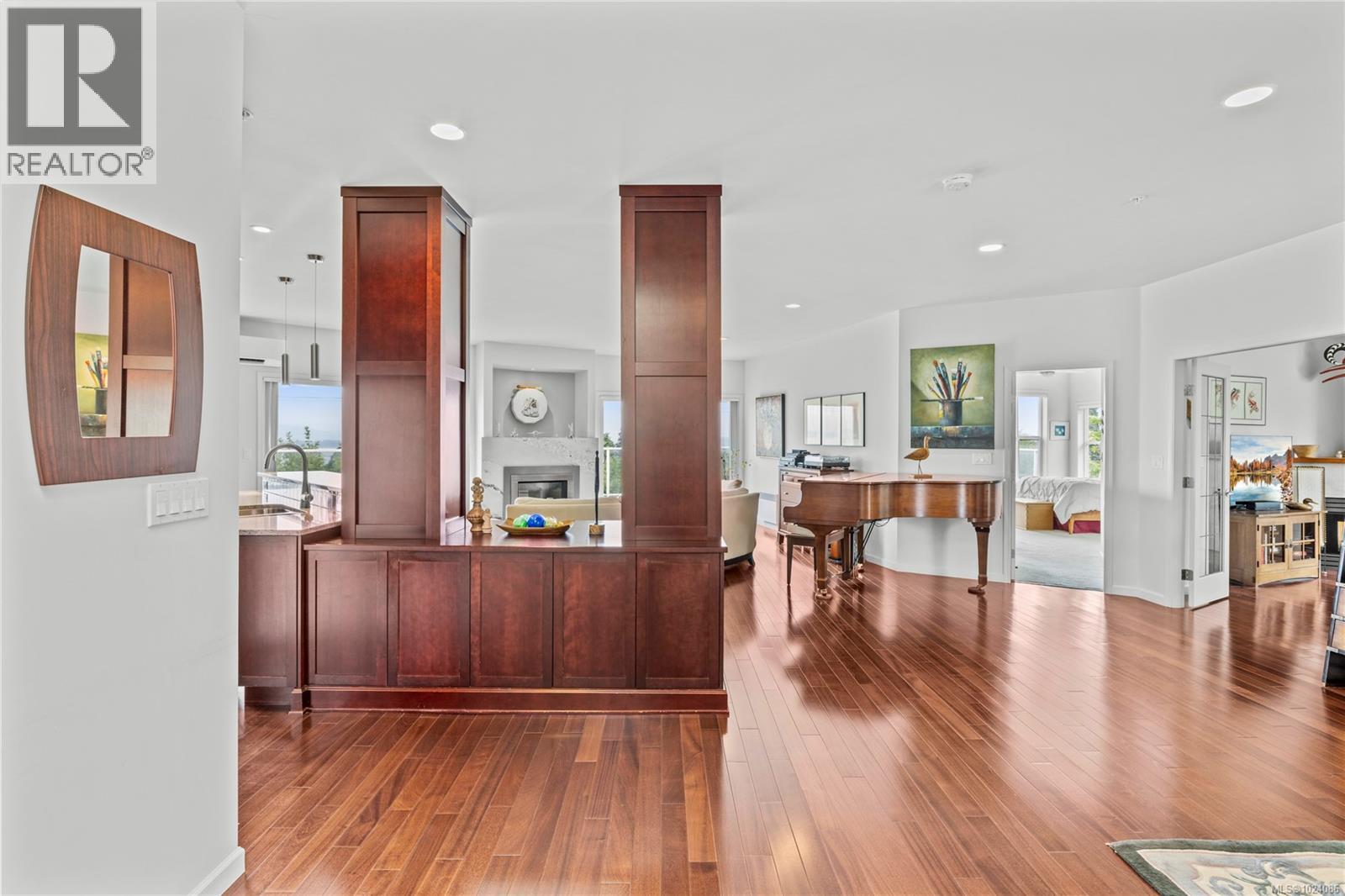 401 650 Prideaux St, Nanaimo