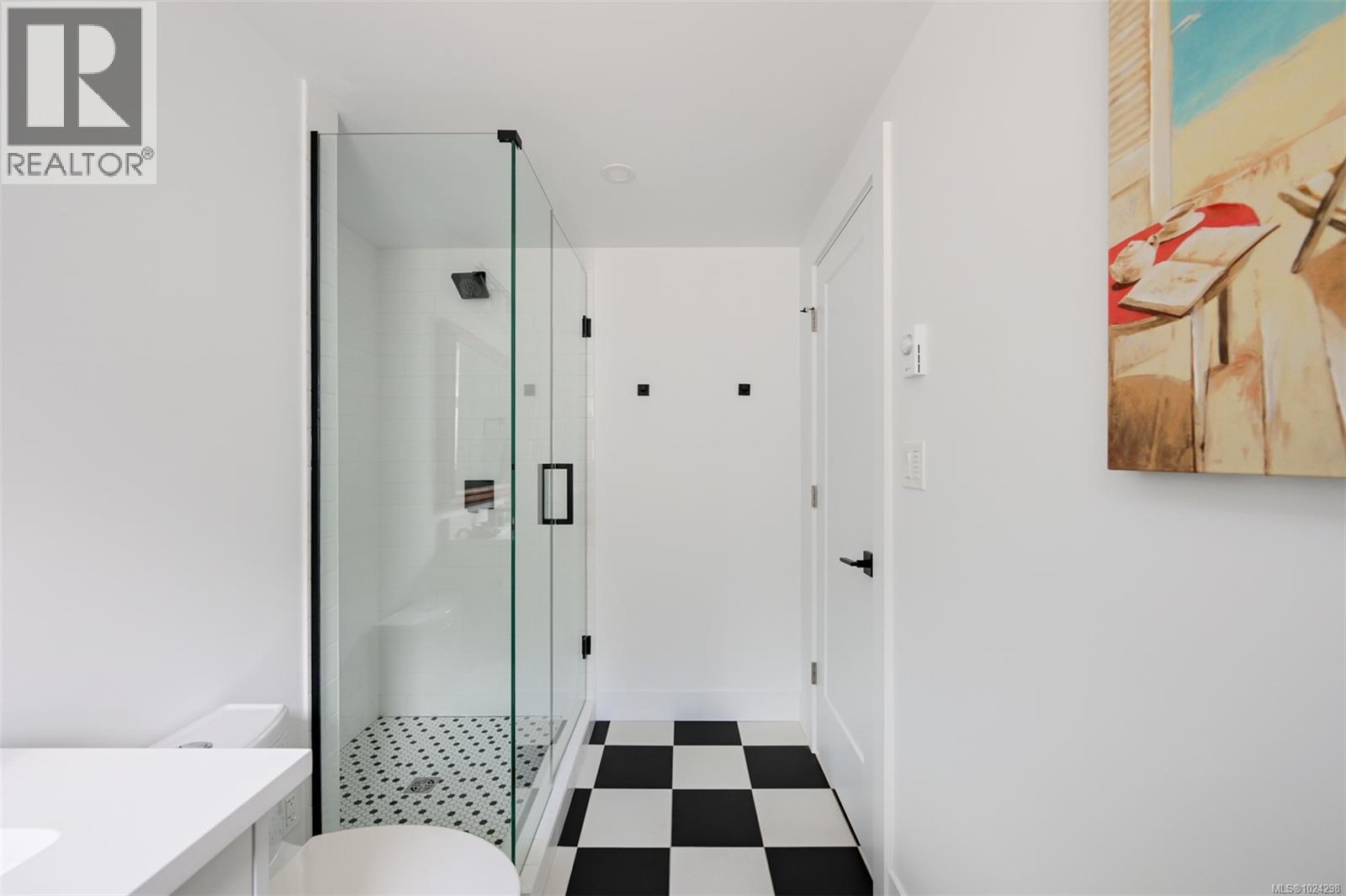  8 Woodville Place, View Royal