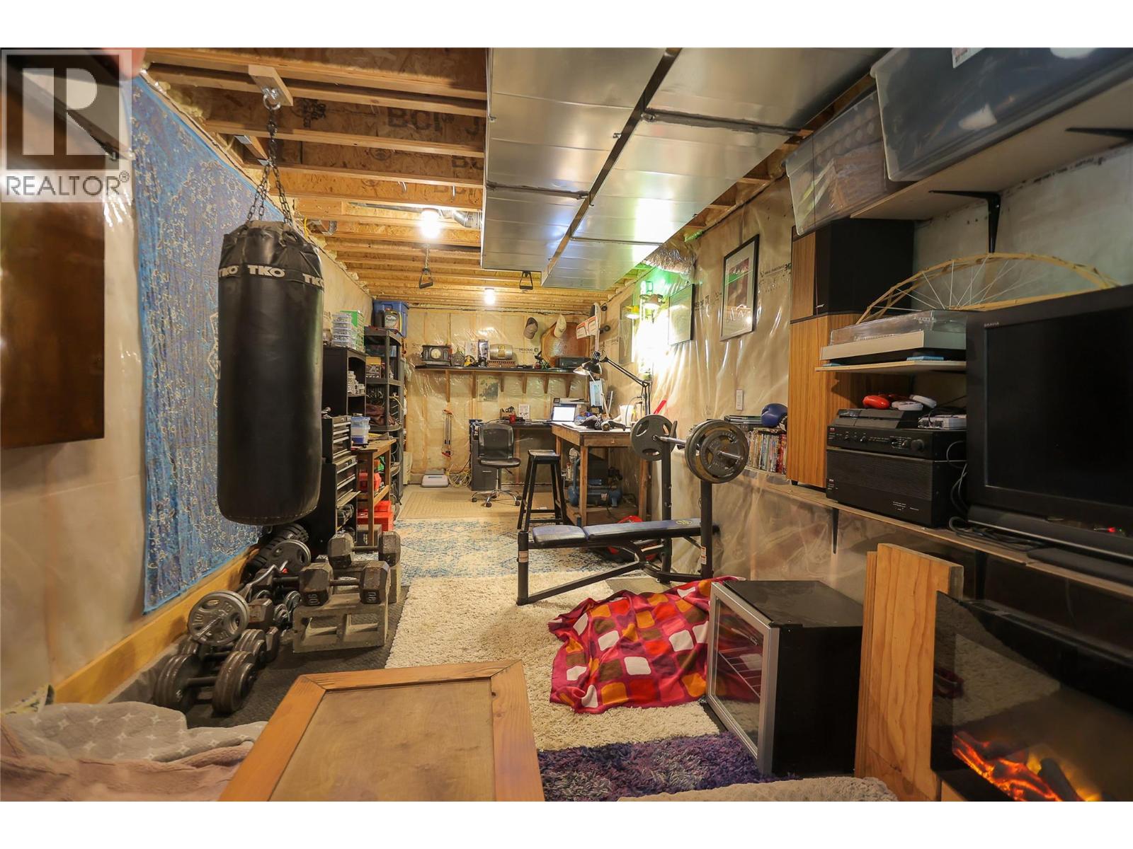 300 RICHIE ROAD - 63