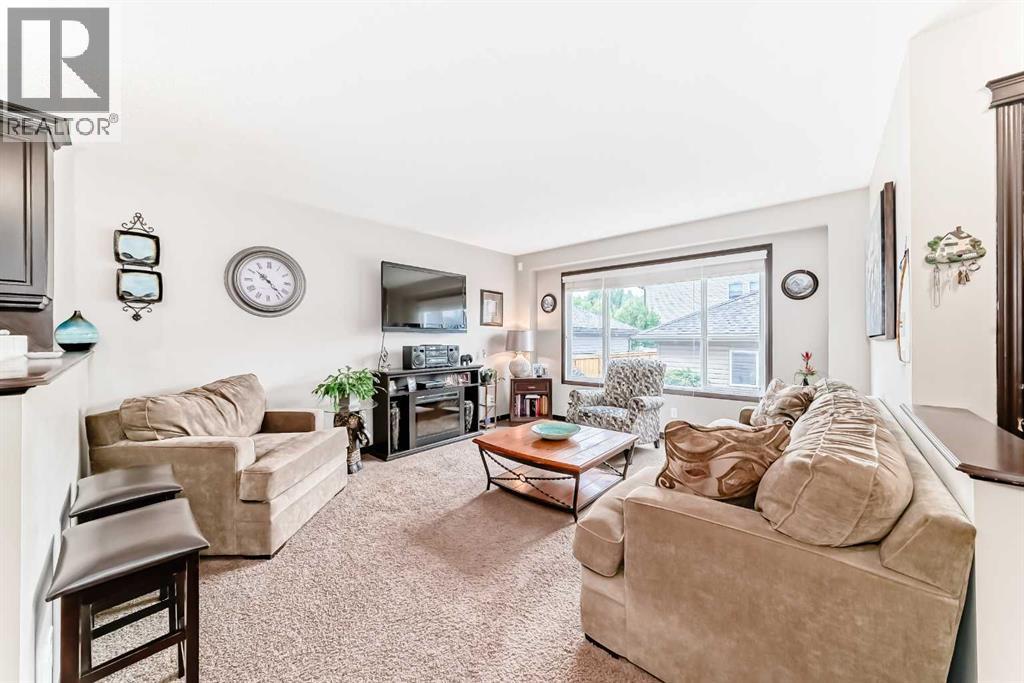 Single Family House for Sale in  Chaparral Valley Drive SE Chaparral Calgary 