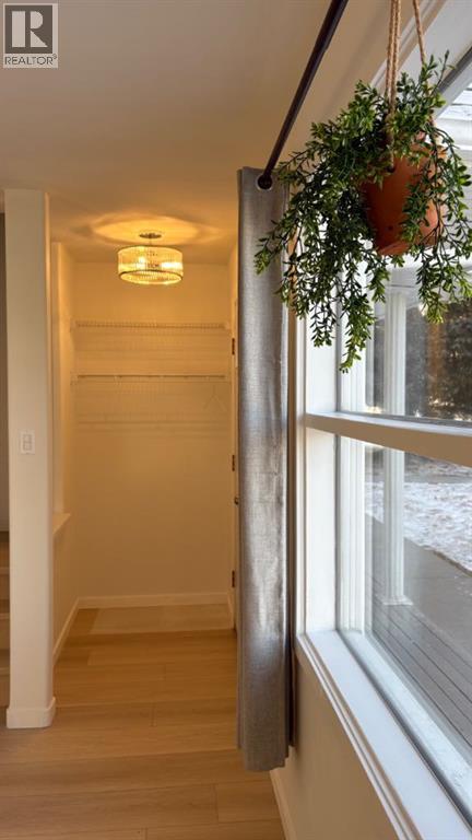 Single Family House for Sale in   Avenue NE Winston Heights/Mountview Calgary 