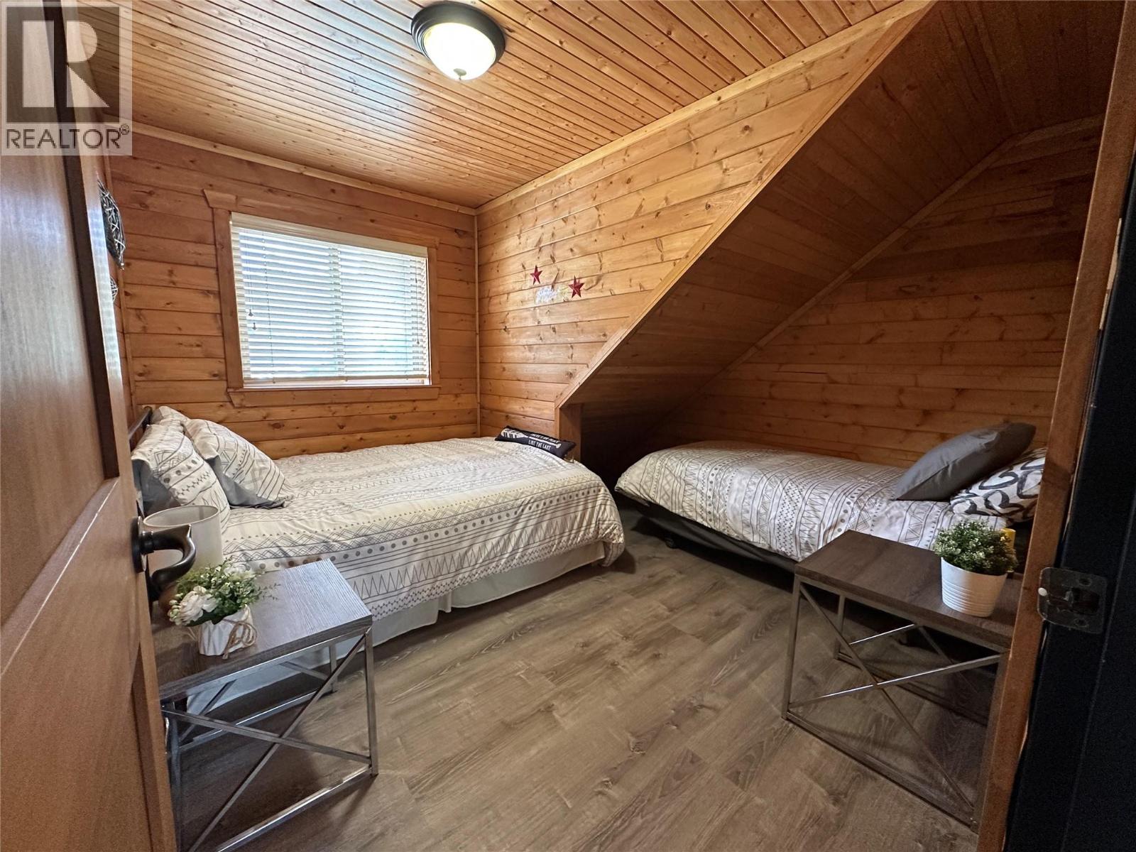 109 Missezula Lake Road, Princeton