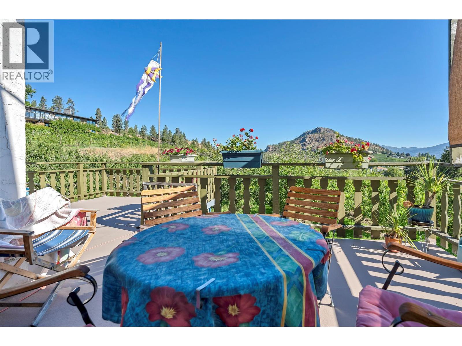 4206 Monro Avenue, Summerland