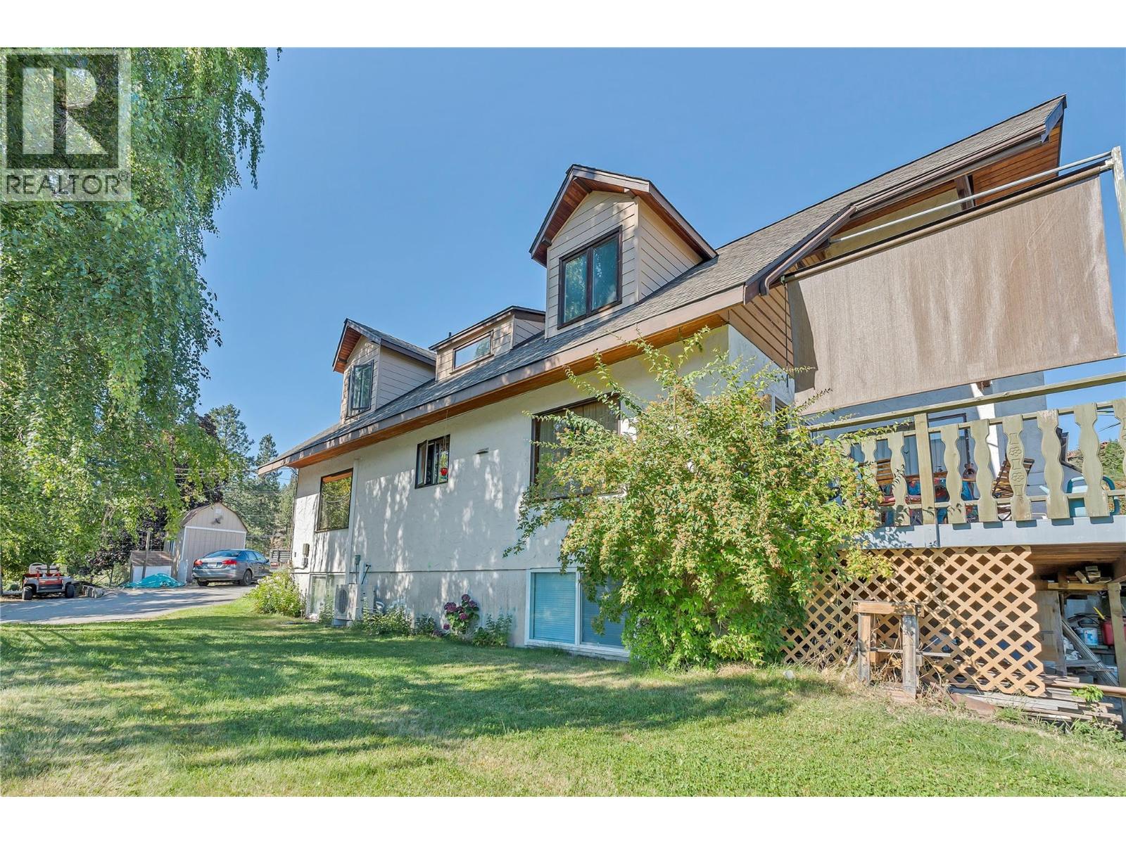 4206 Monro Avenue, Summerland