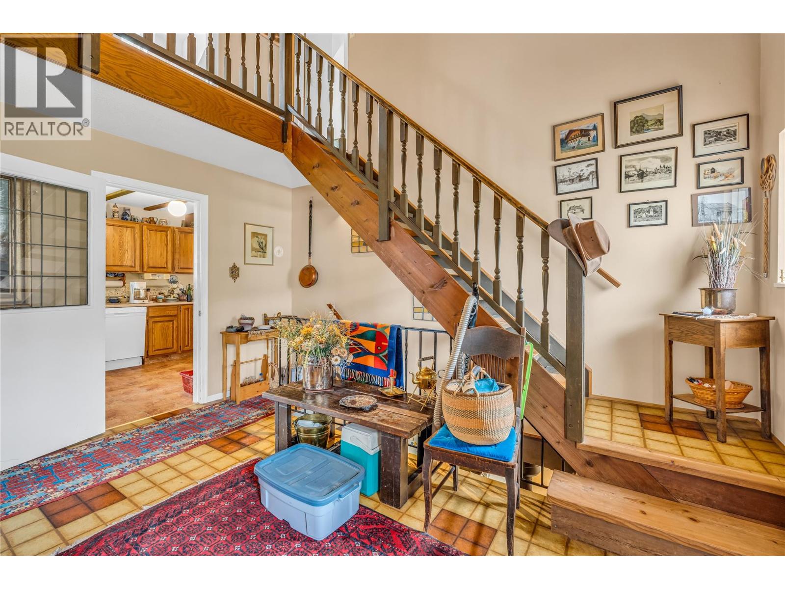 4206 Monro Avenue, Summerland