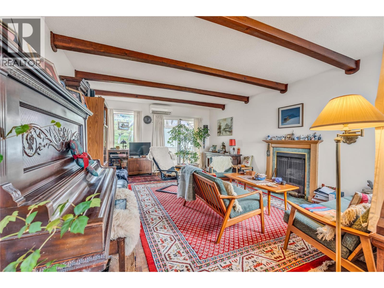 4206 Monro Avenue, Summerland