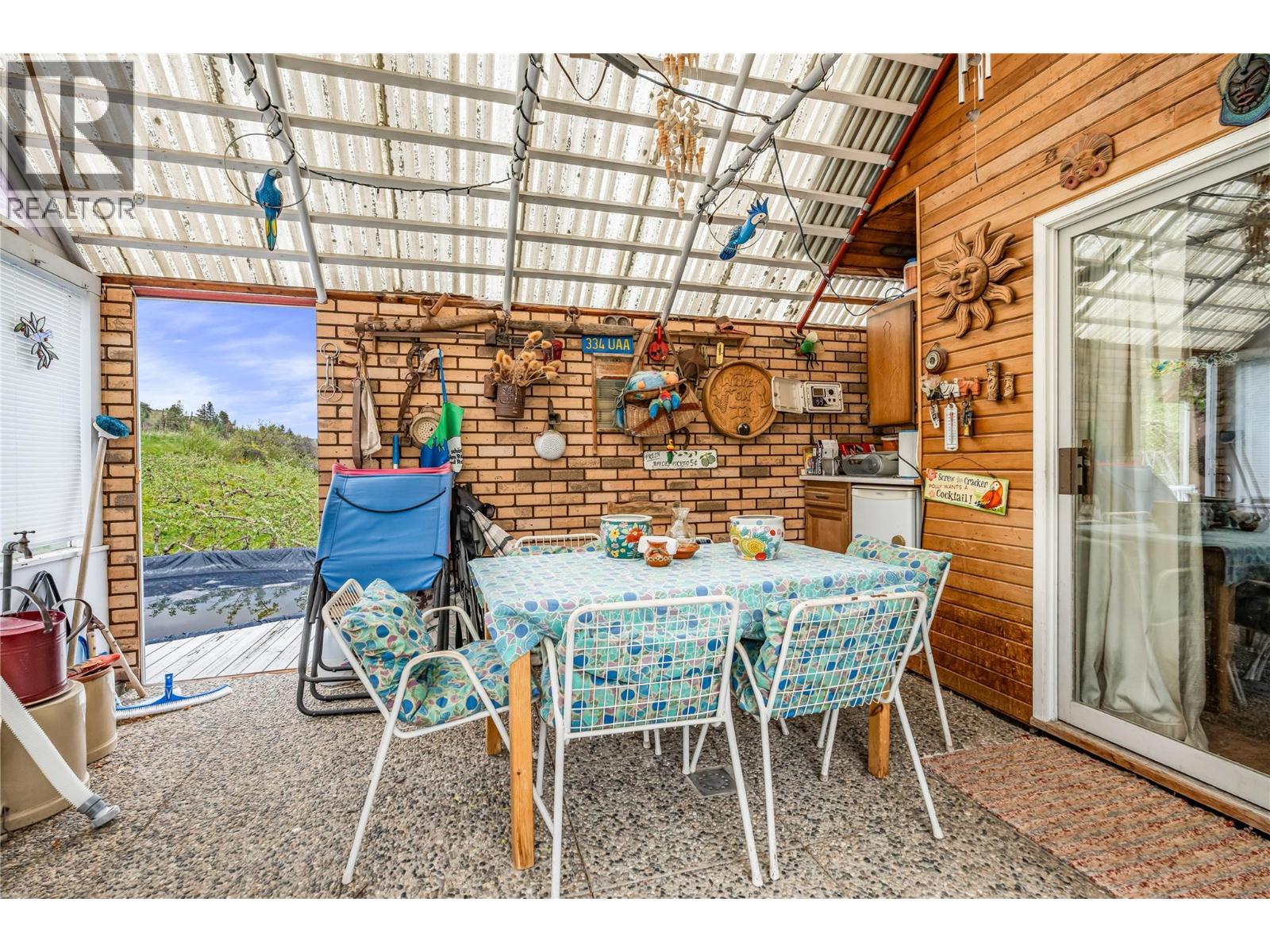 4206 Monro Avenue, Summerland