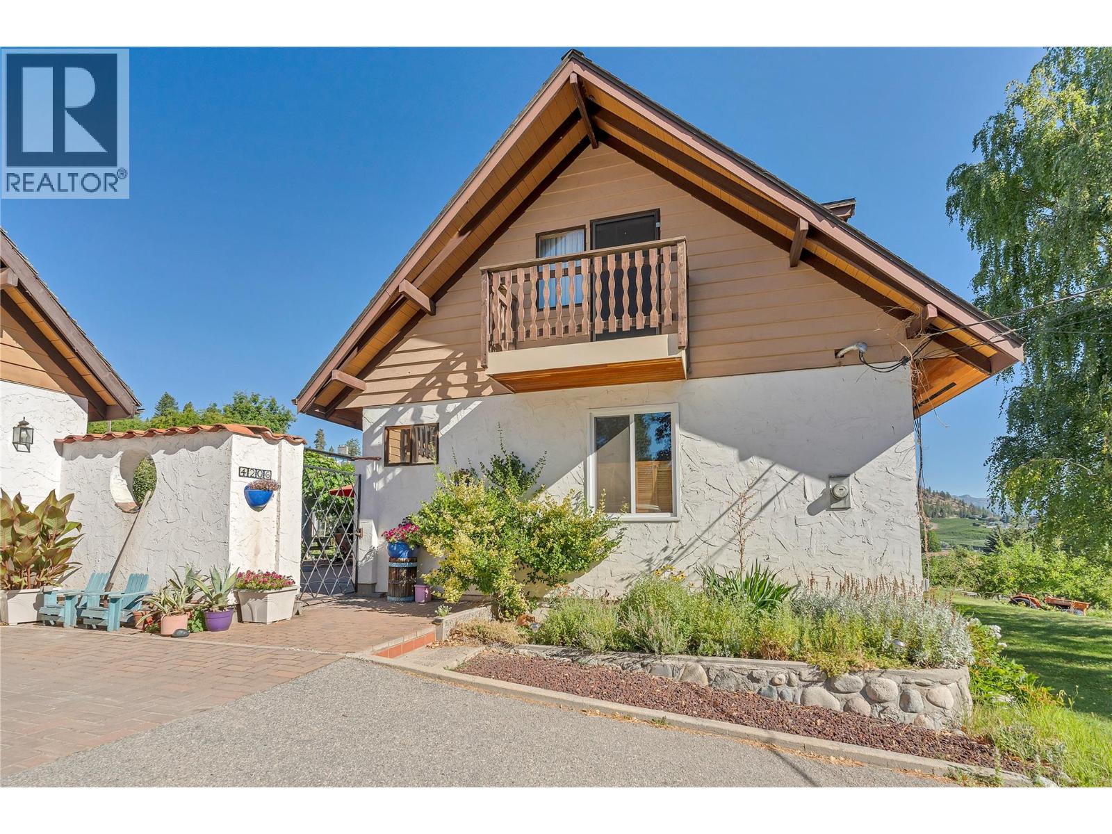 4206 Monro Avenue, Summerland