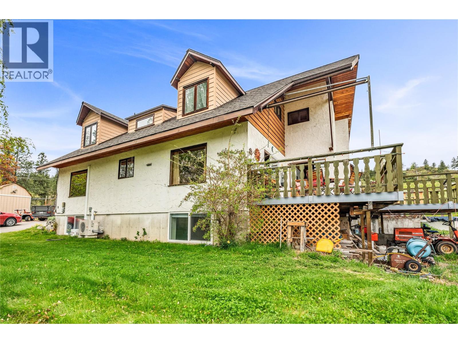 4206 Monro Avenue, Summerland