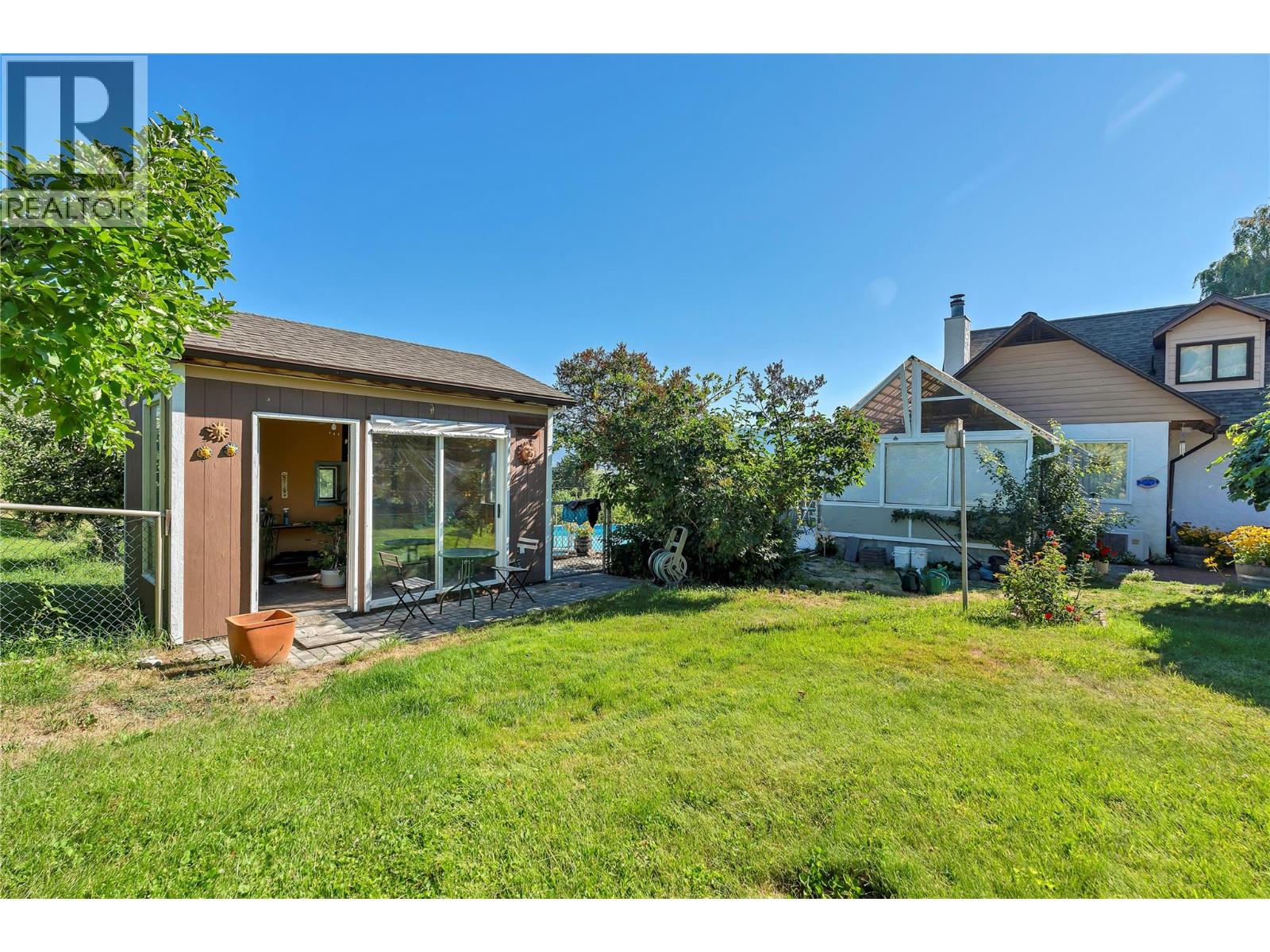 4206 Monro Avenue, Summerland