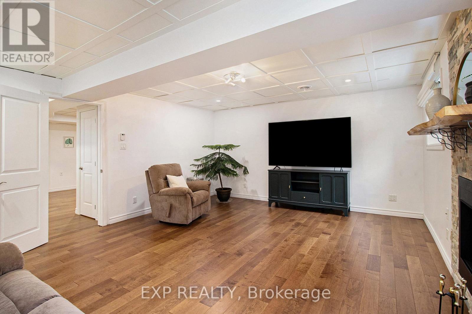 3605 FRONT ROAD - 26