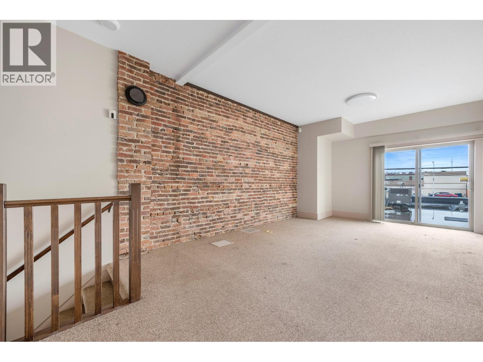  3311 30 Street, Vernon