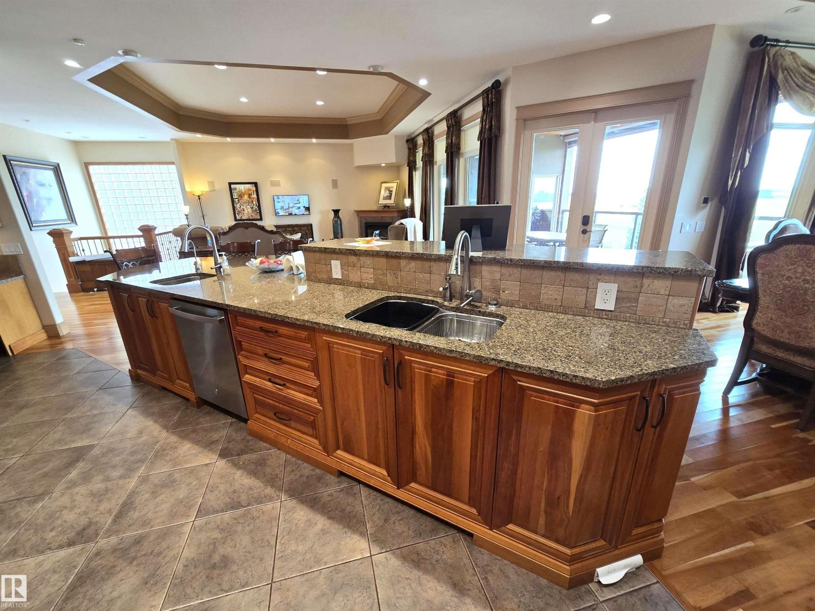 52328 RGE ROAD 233, Rural Strathcona County