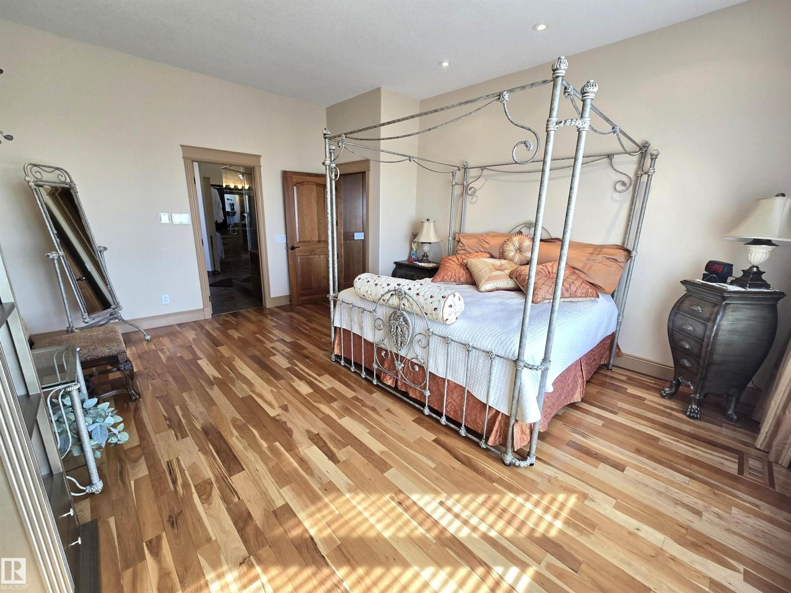 52328 RGE ROAD 233, Rural Strathcona County