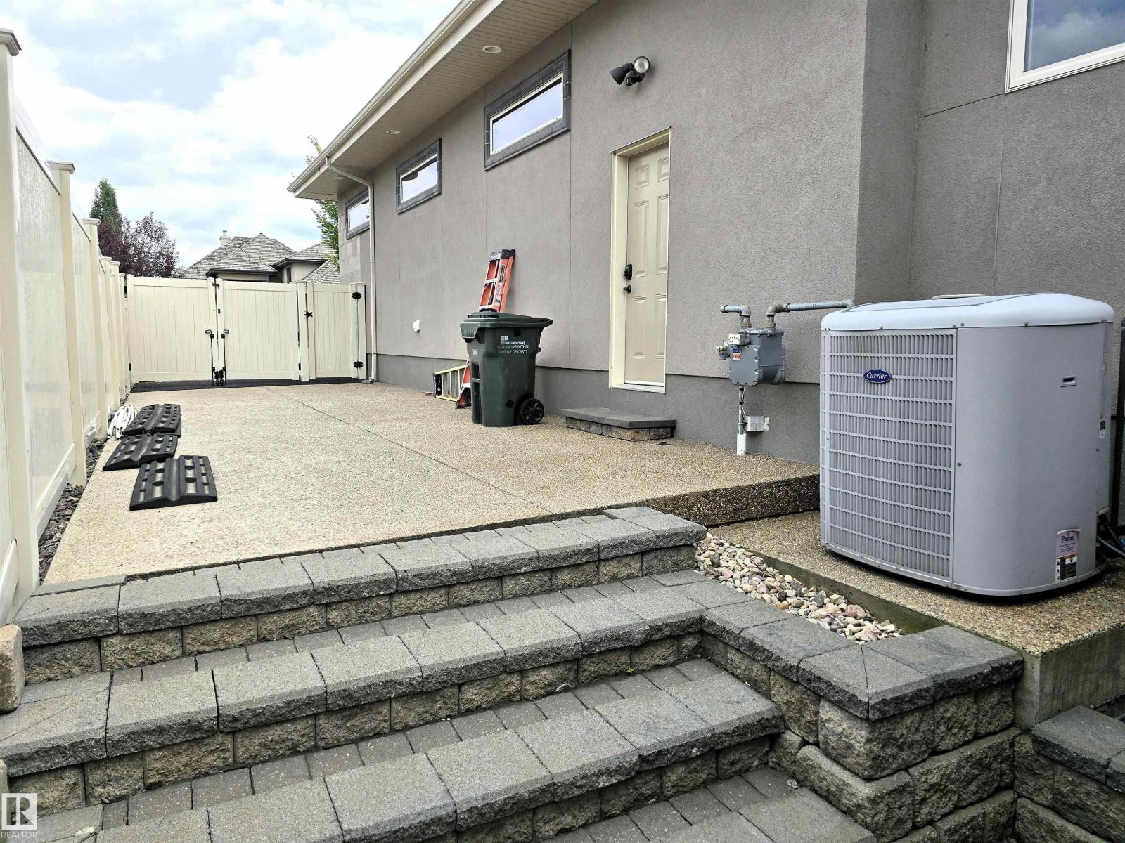 52328 RGE ROAD 233, Rural Strathcona County