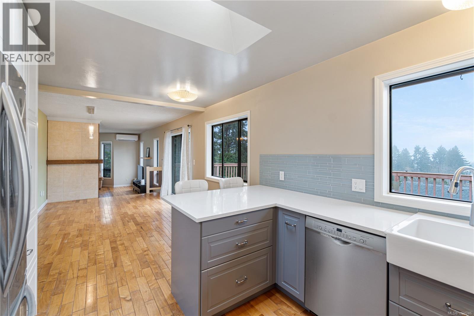 7496 Clark Cres, Lantzville