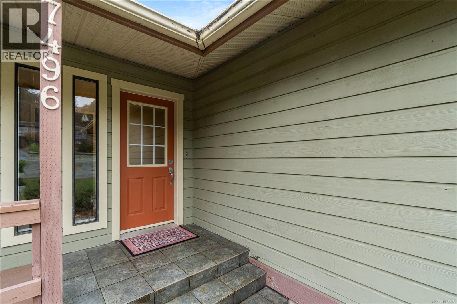 7496 Clark Cres, Lantzville