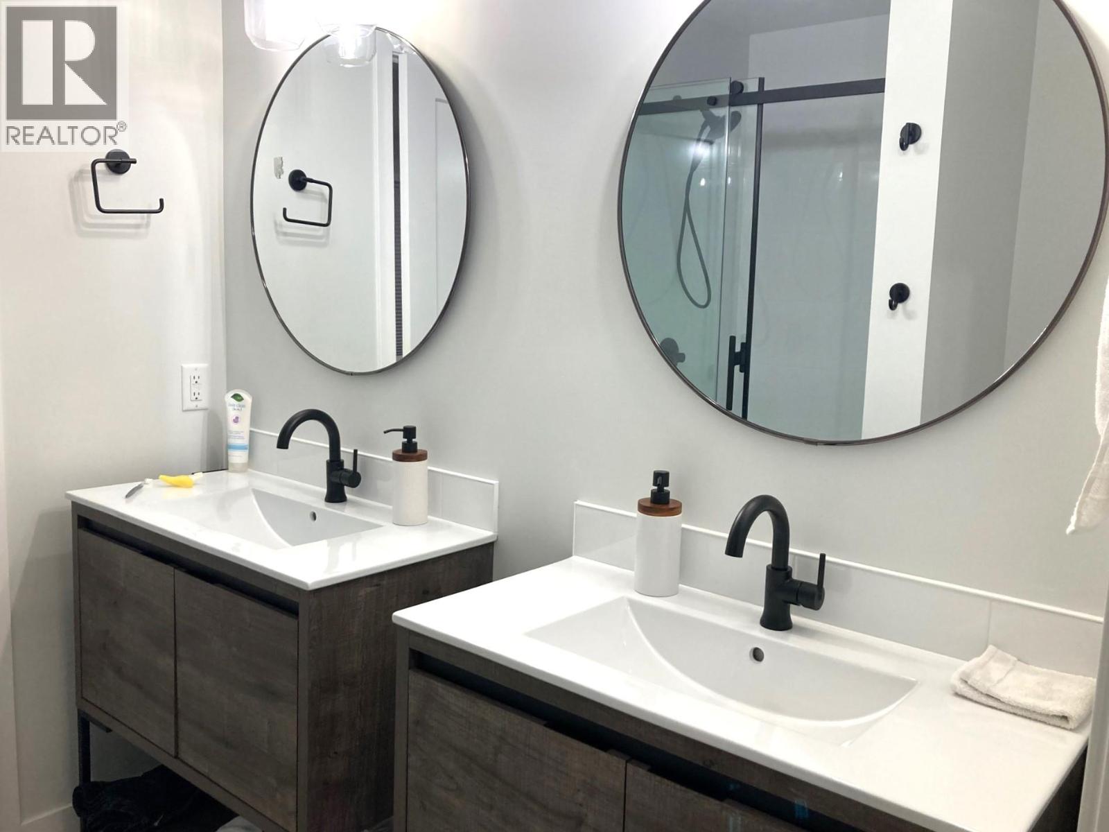 3040 Cedar Drive, Blind Bay