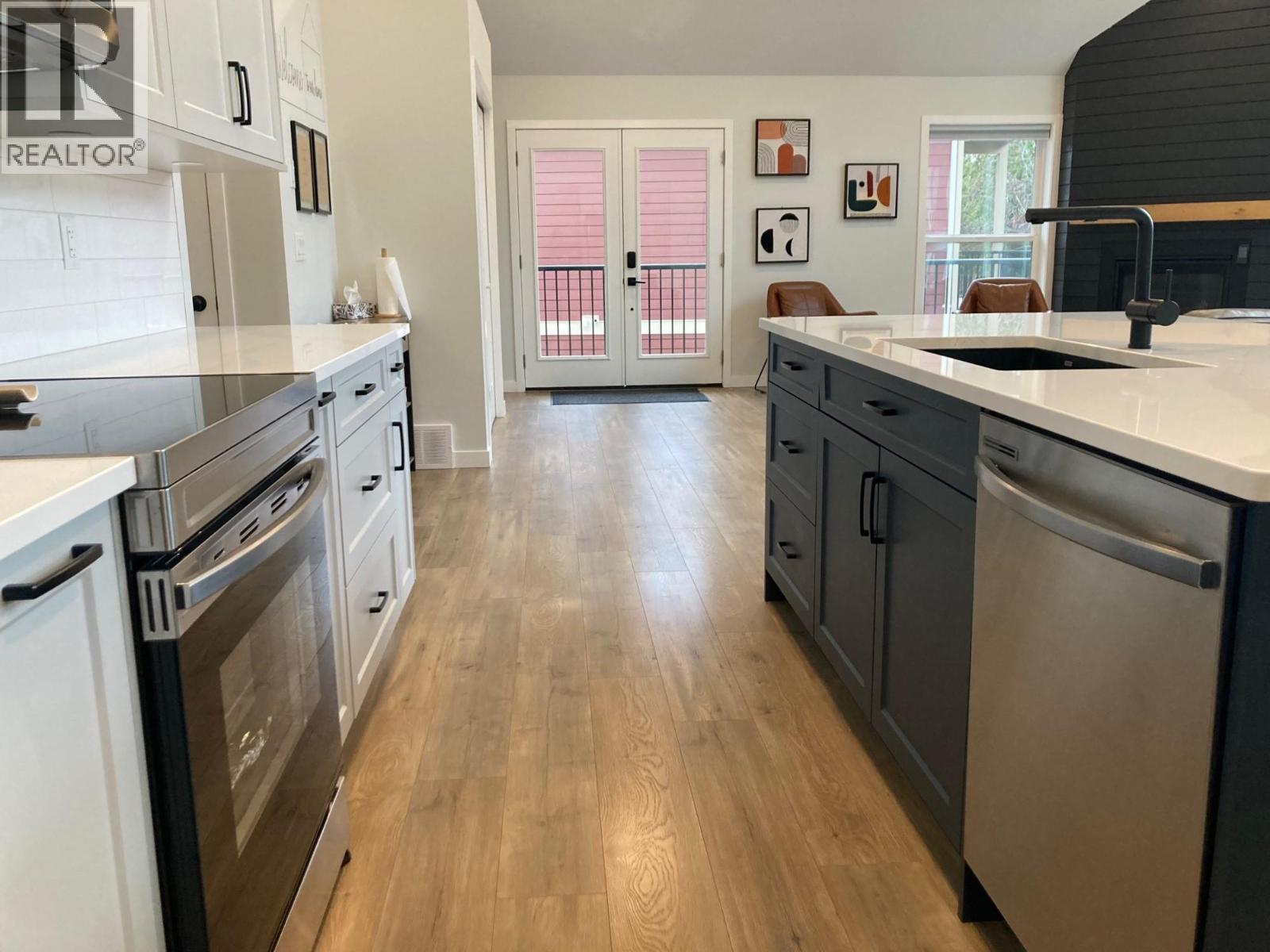 3040 Cedar Drive, Blind Bay