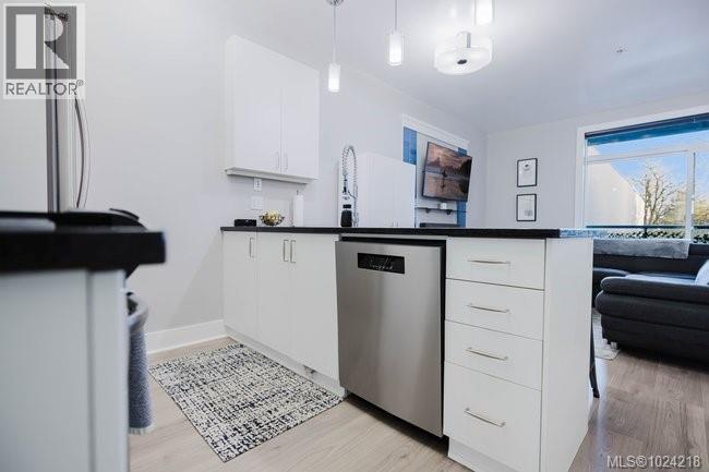 201 606 Speed Ave, Victoria