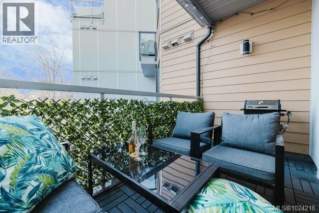 201 606 Speed Ave, Victoria