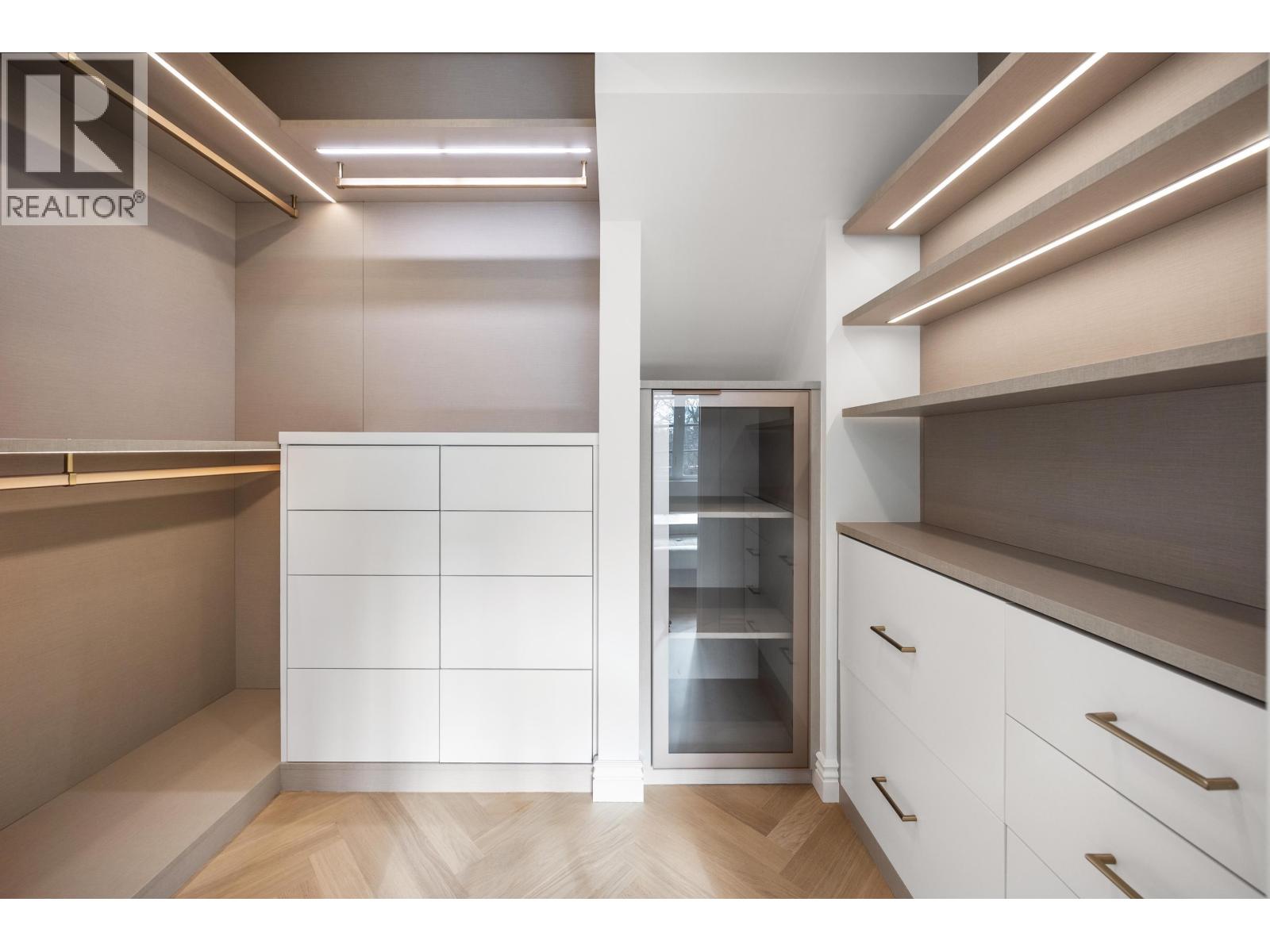 1973 CREELMAN AVENUE, Vancouver