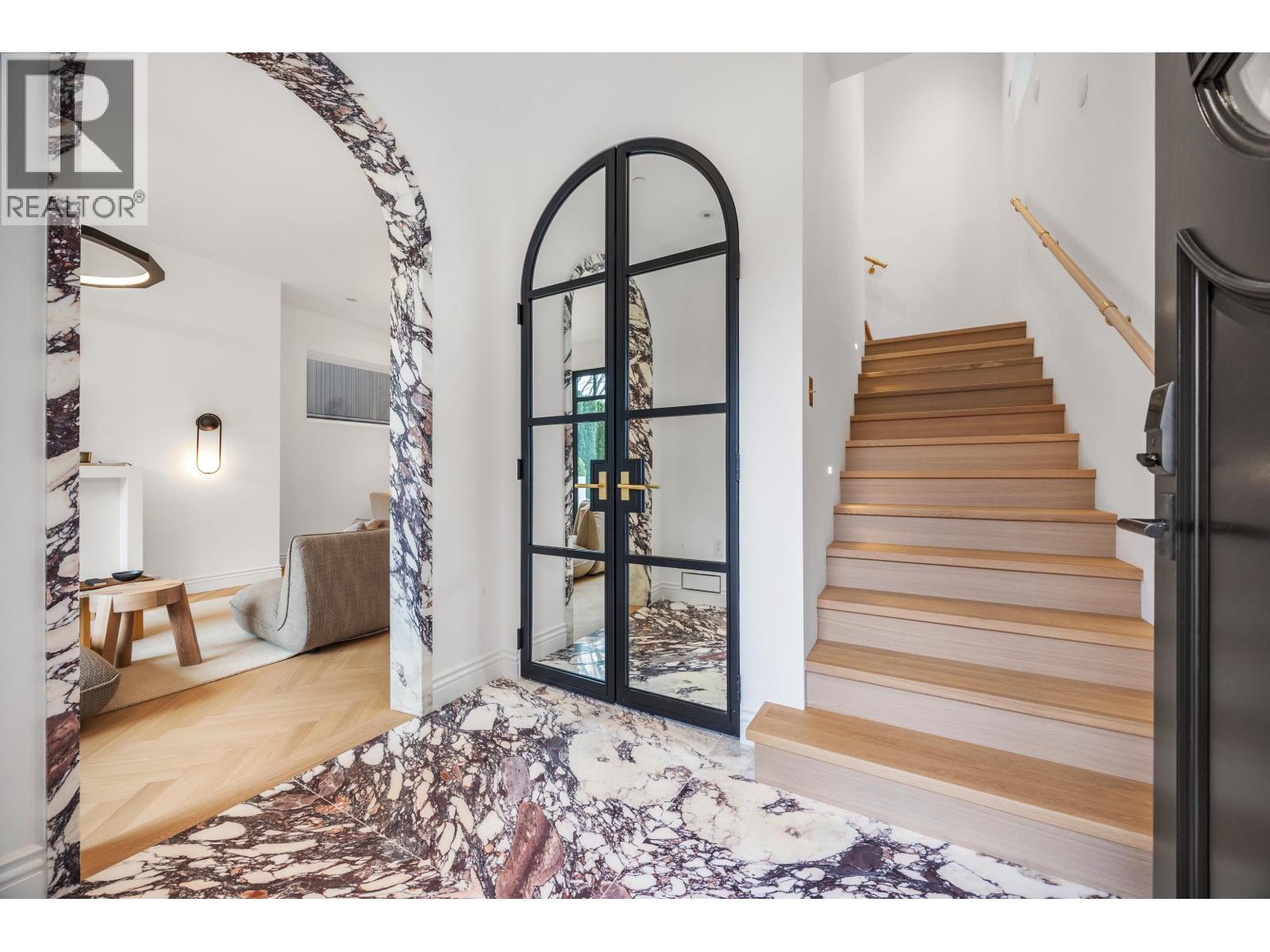 1973 CREELMAN AVENUE, Vancouver