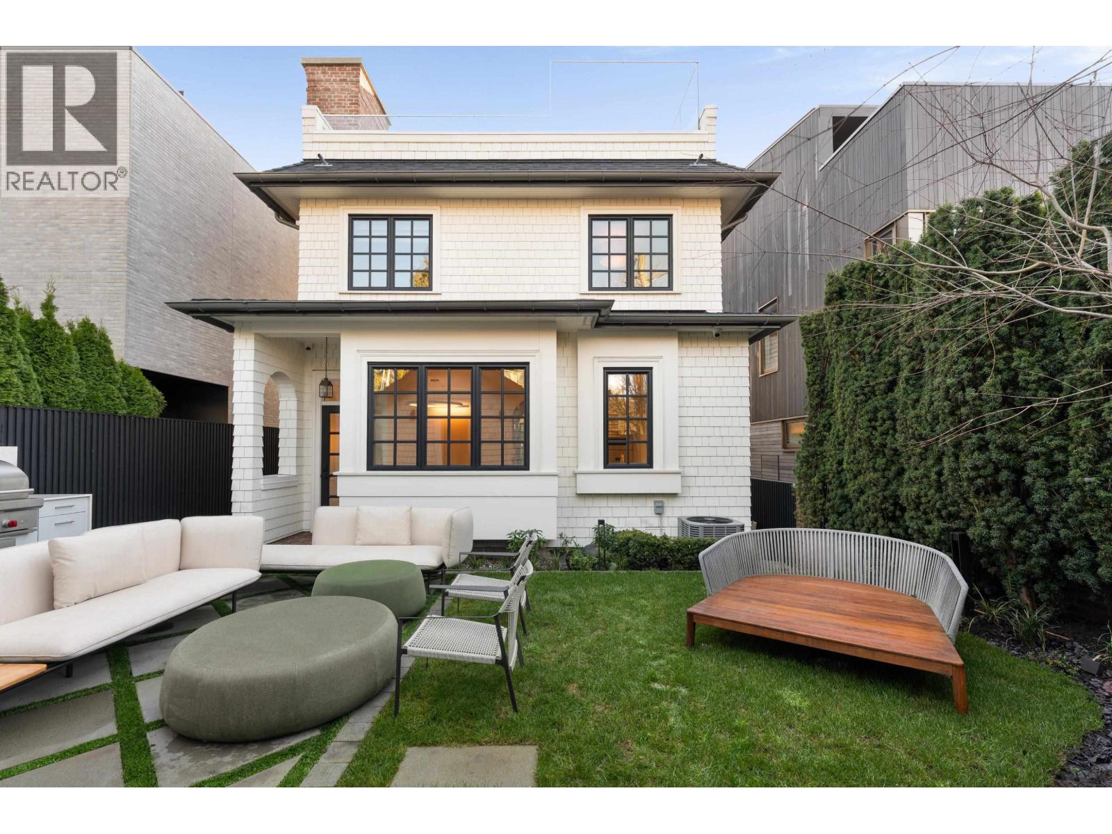 1973 CREELMAN AVENUE, Vancouver