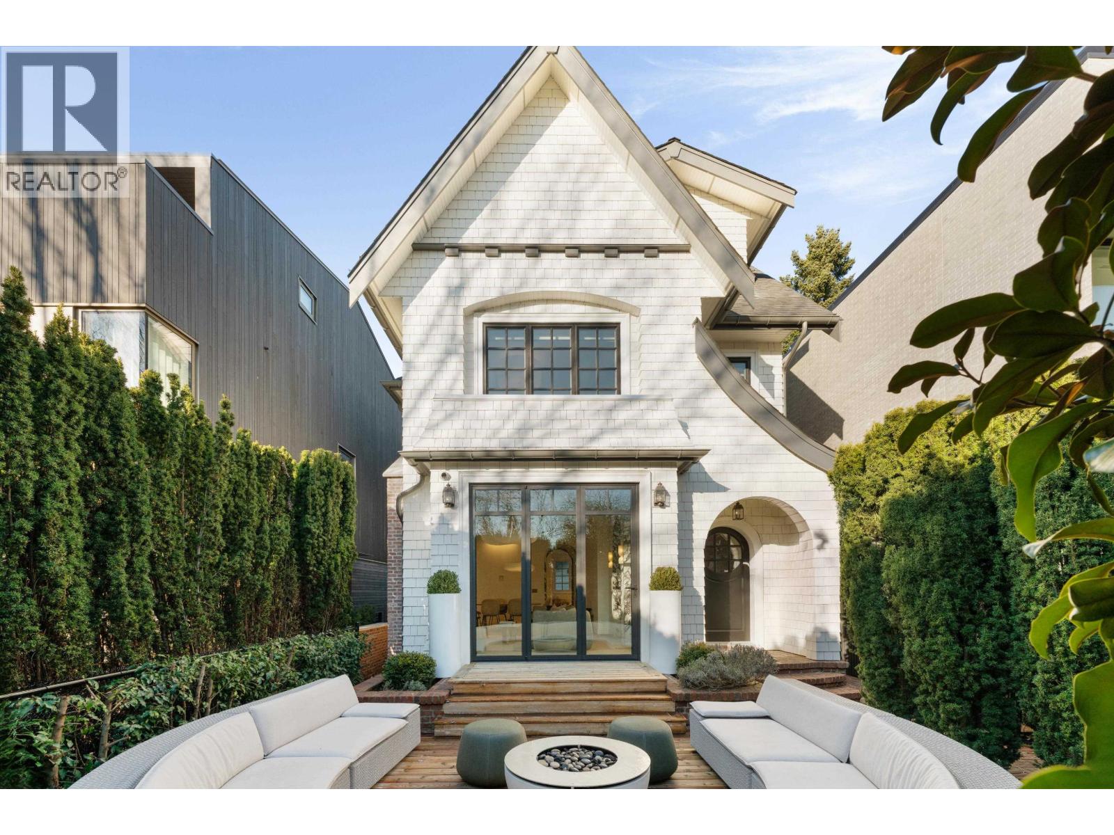 1973 CREELMAN AVENUE, Vancouver