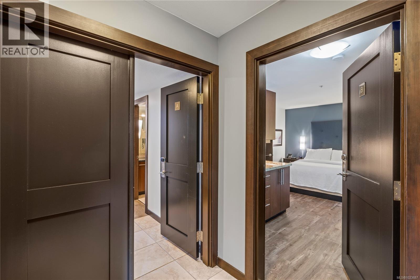 242 1175 Resort Dr, Parksville