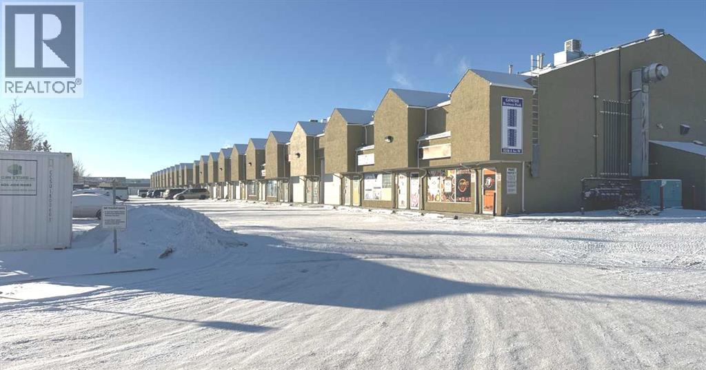 605, 3208 8 Avenue NE, Calgary, Alberta