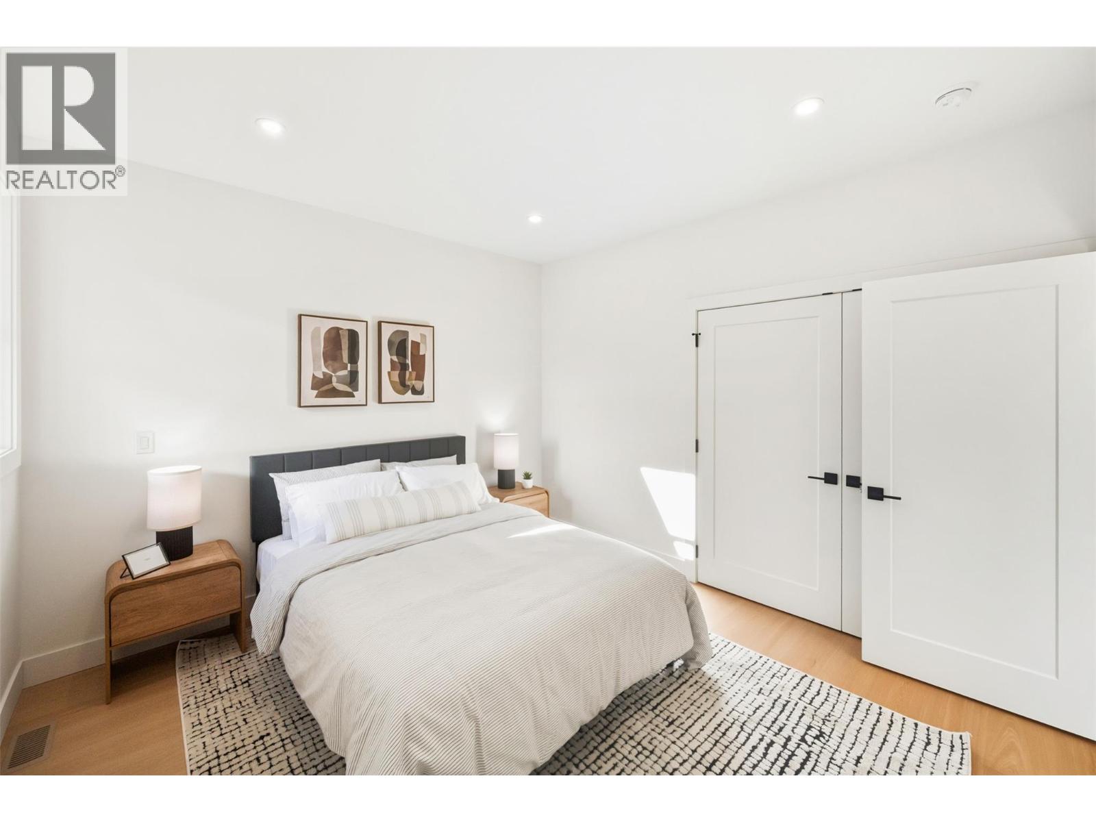 194 Maple Place Unit# 4, Oliver