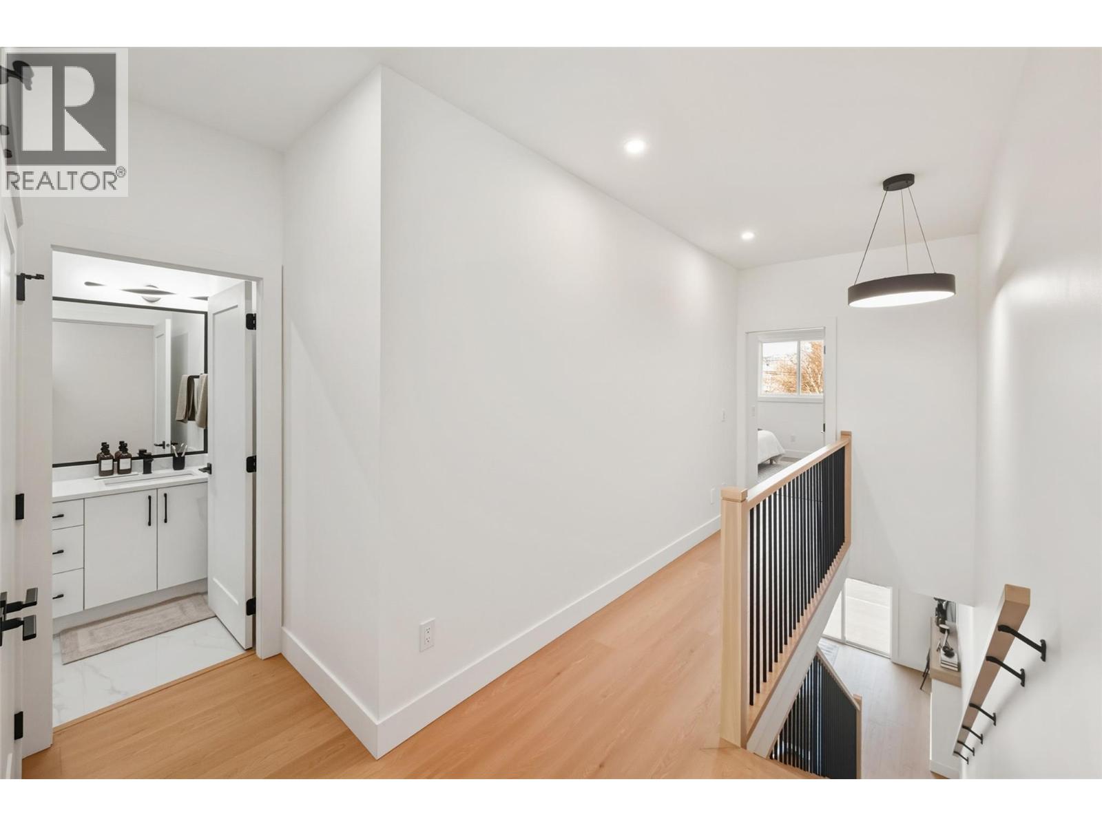 194 Maple Place Unit# 4, Oliver