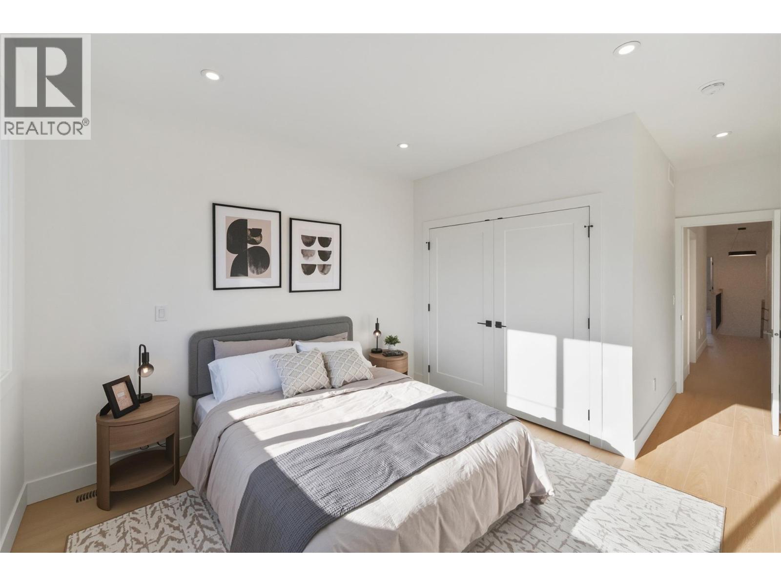 194 Maple Place Unit# 4, Oliver