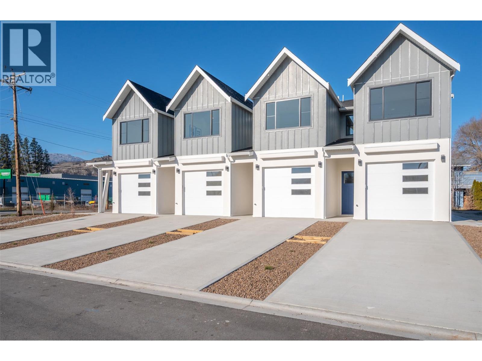 194 Maple Place Unit# 4, Oliver