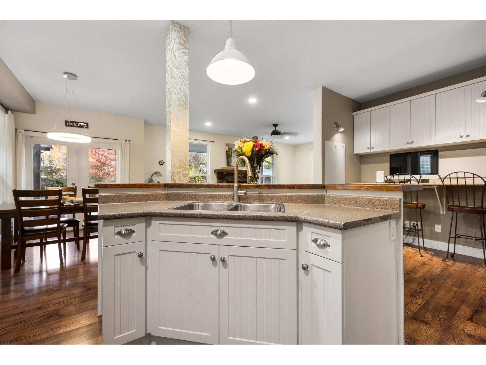 44405 MCLAREN DRIVE, Sardis South, Chilliwack