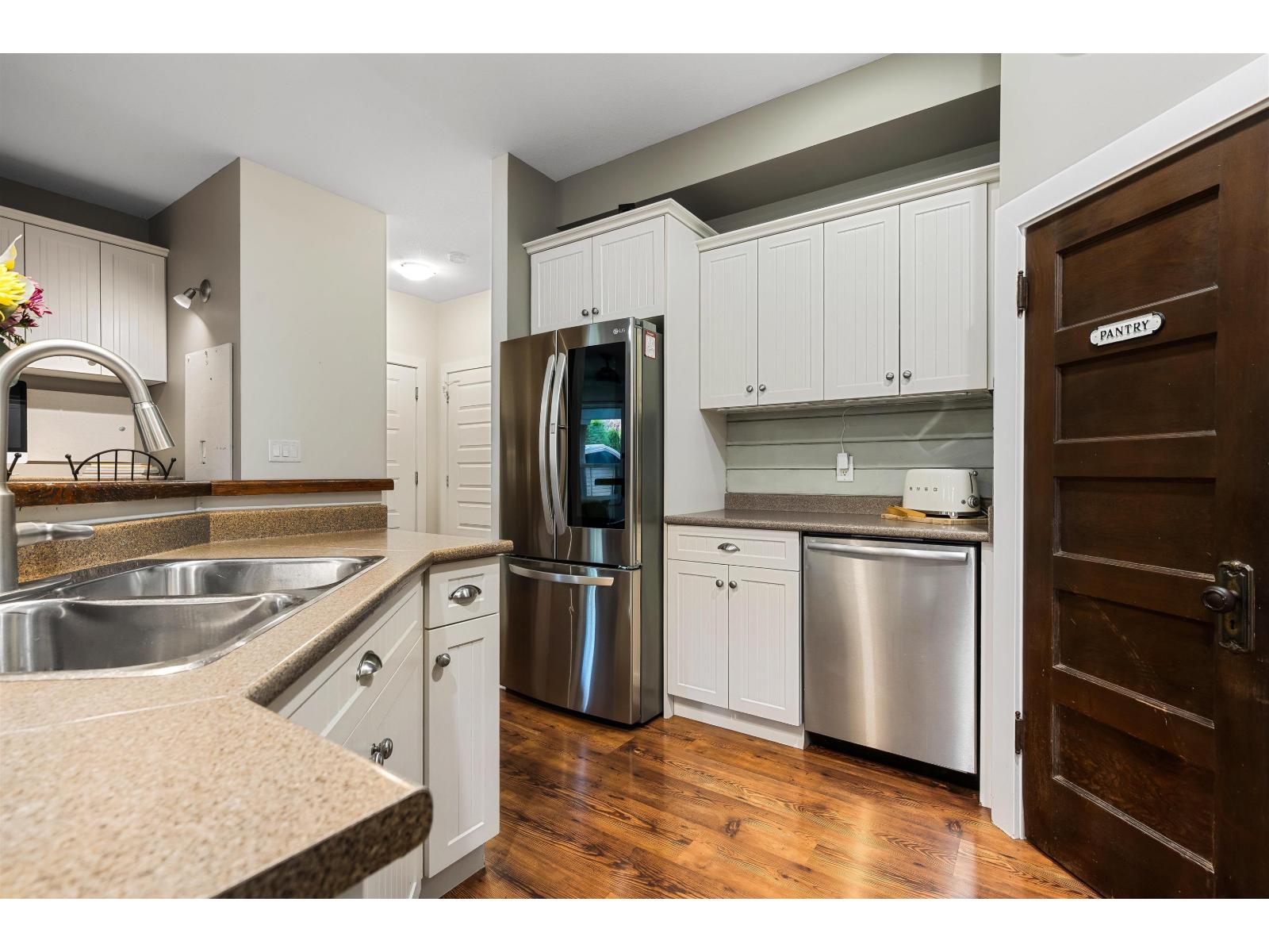 44405 MCLAREN DRIVE, Sardis South, Chilliwack